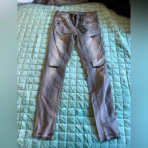NWT!! American Eagle Low Rise Jegging